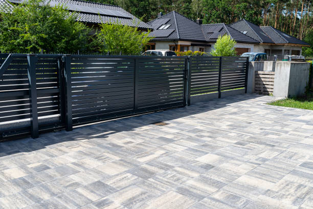 Best Residential Driveway Paver Services  in Akron, IA